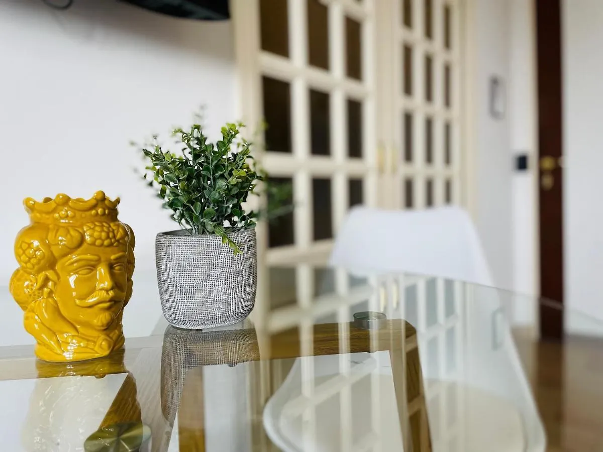 Apartment Le Dimore Del Corso Catania Italy